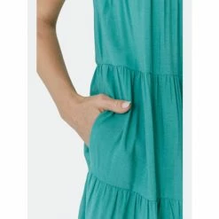 English Factory Tiered Maxi Dress Dresses Emerald 11 English Factory Tiered Maxi Dress Dresses Emerald -English Factory Shop unnamed file 1958