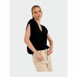 English Factory Throw On Solid Sweater Vest Sweatshirts & Sweaters Black