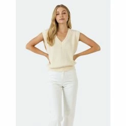 English Factory Classic Sweater Vest Sweatshirts & Sweaters Cream