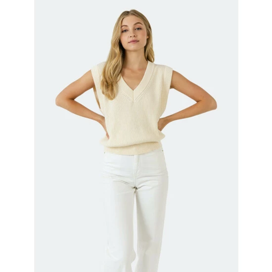 English Factory Classic Sweater Vest Sweatshirts & Sweaters Cream 1 English Factory Classic Sweater Vest Sweatshirts & Sweaters Cream